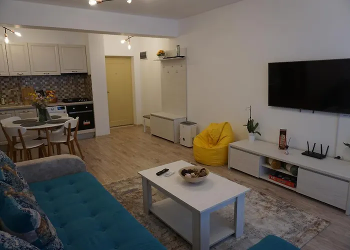 Your Escape To The And Mamaia