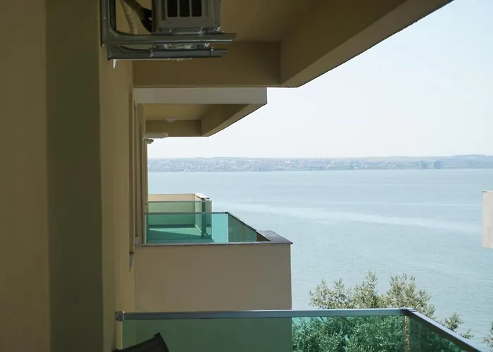 Your Escape To The And Apartment *