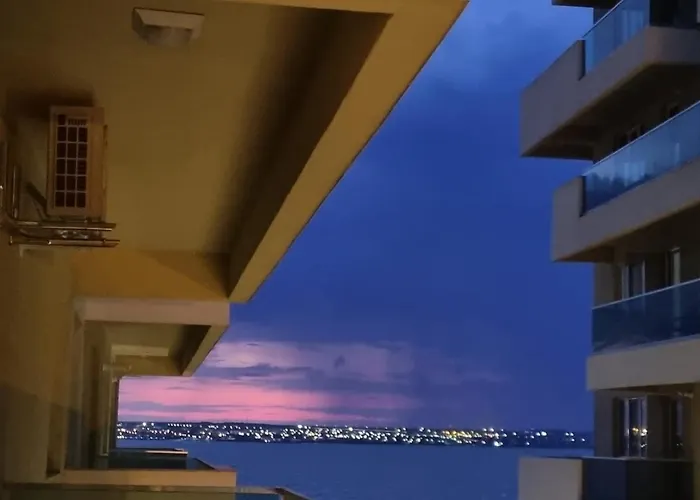 Your Escape To The And Apartment Mamaia