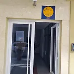 Your Escape To The And Apartament