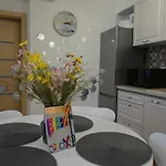 Your Escape To The And Apartament *