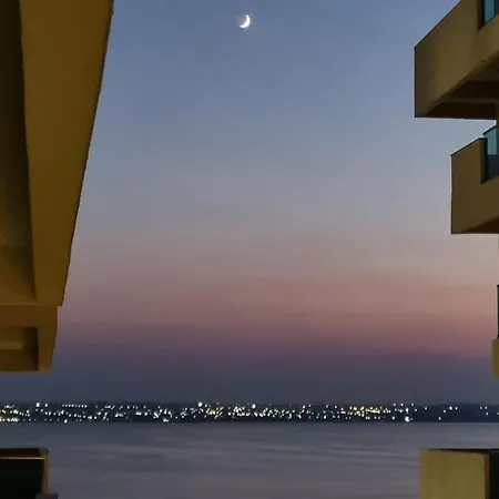 Your Escape To The And Apartment Mamaia