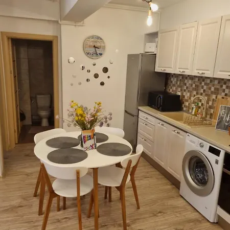 Your Escape To The And Apartment