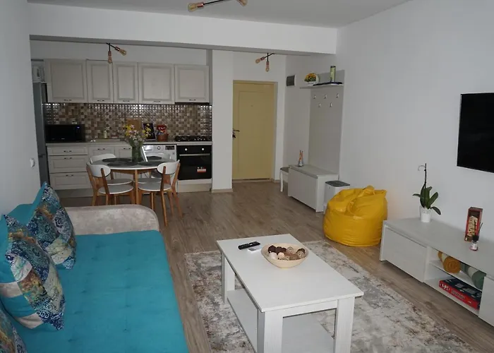 Your Escape To The And Mamaia